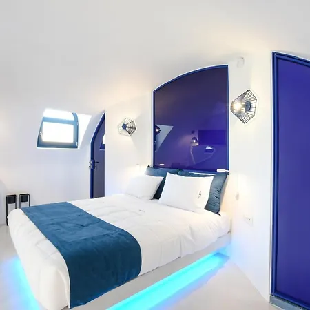 Blue White Residence Monolithos  Exterior photo