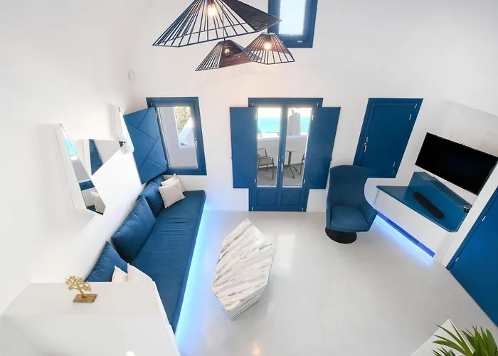 Blue White Residence